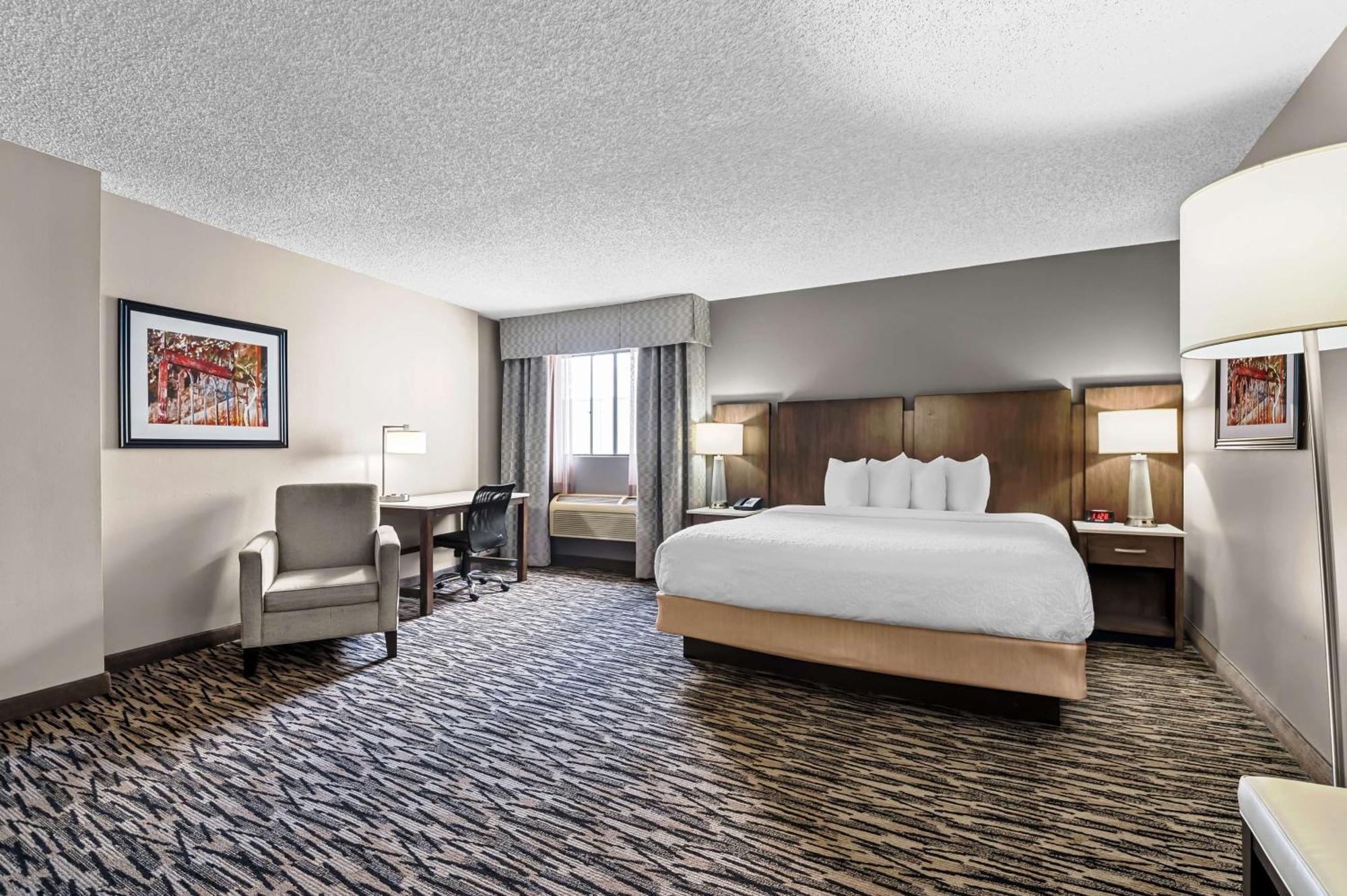 Best Western Los Alamitos Inn & Suites Exterior photo