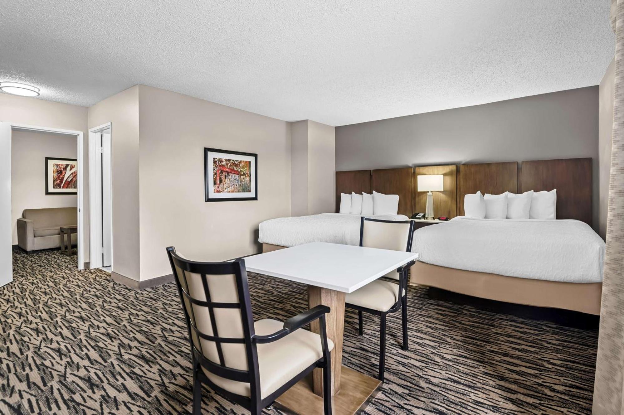 Best Western Los Alamitos Inn & Suites Exterior photo