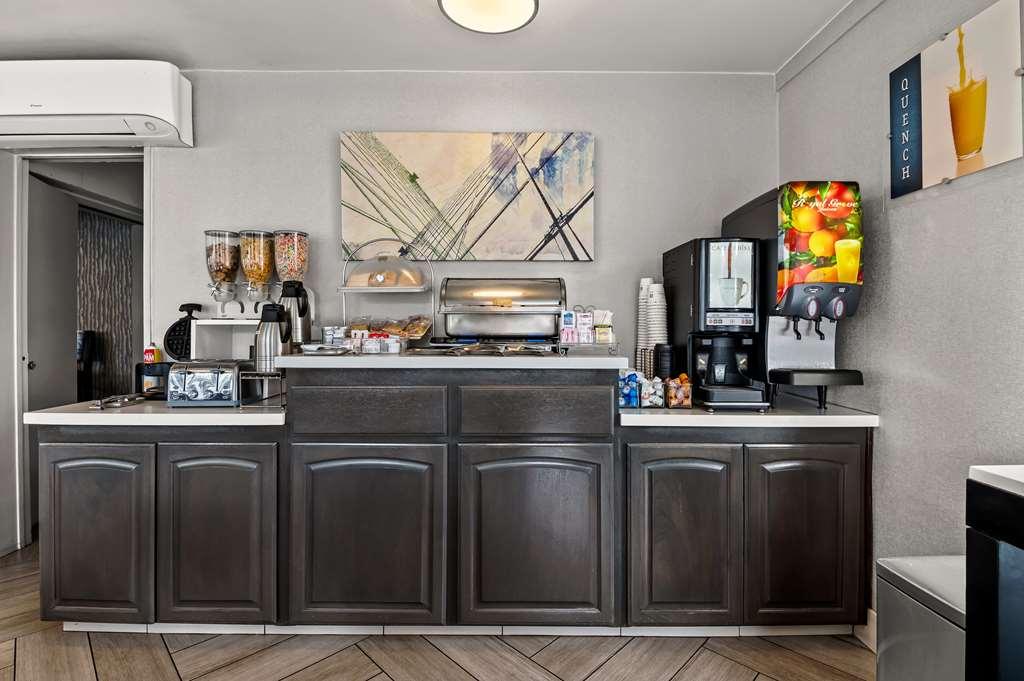 Best Western Los Alamitos Inn & Suites Restaurant photo